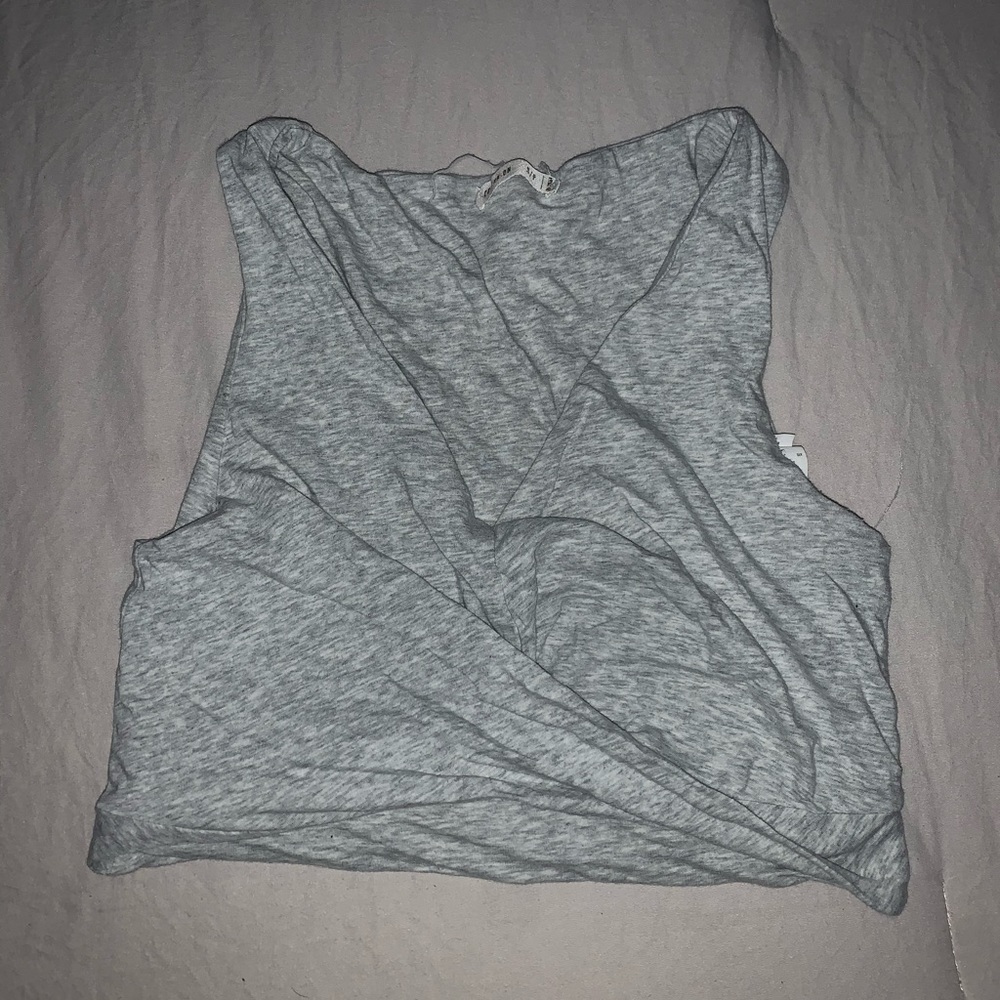 Grey crisscross crop top